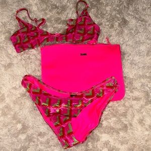 Triangl Swimsuit Never worn, Wrong Size